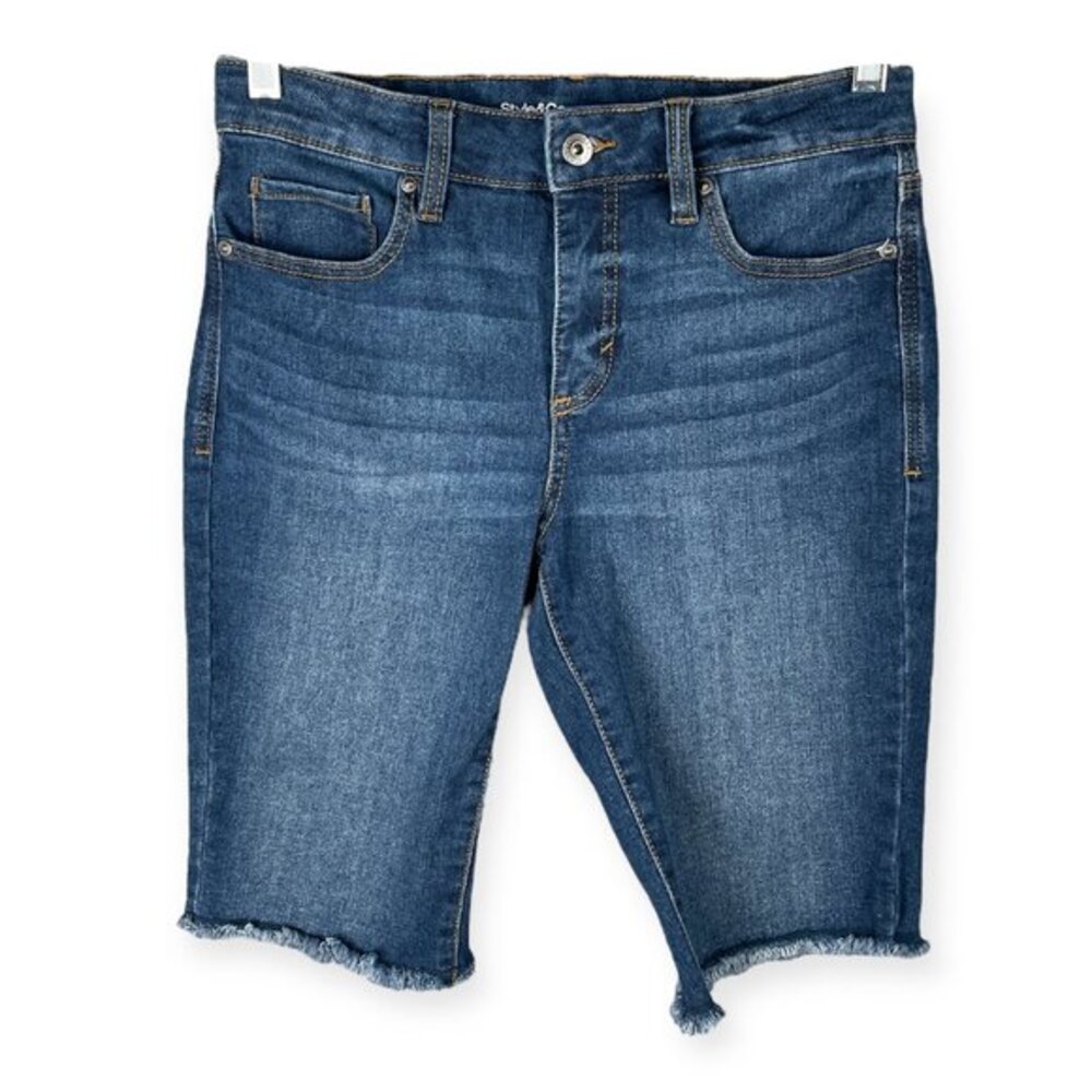 Style & Co Bermuda Jean Shorts Womens Size 2 Blue Stretch Denim Curvy Fit Frayed